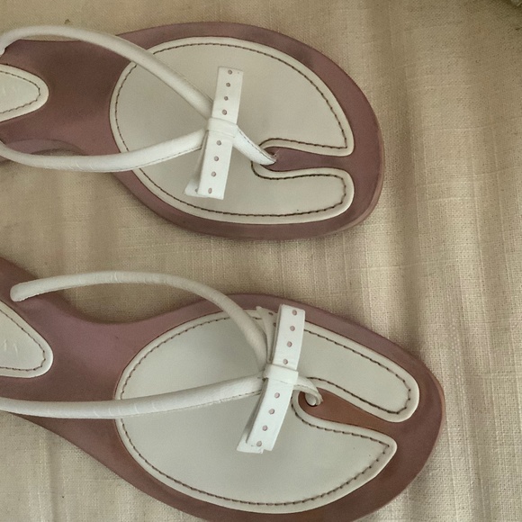 Versatile Feminine Wht/Rose Bikini Sandal ColeHaan - Picture 4 of 16
